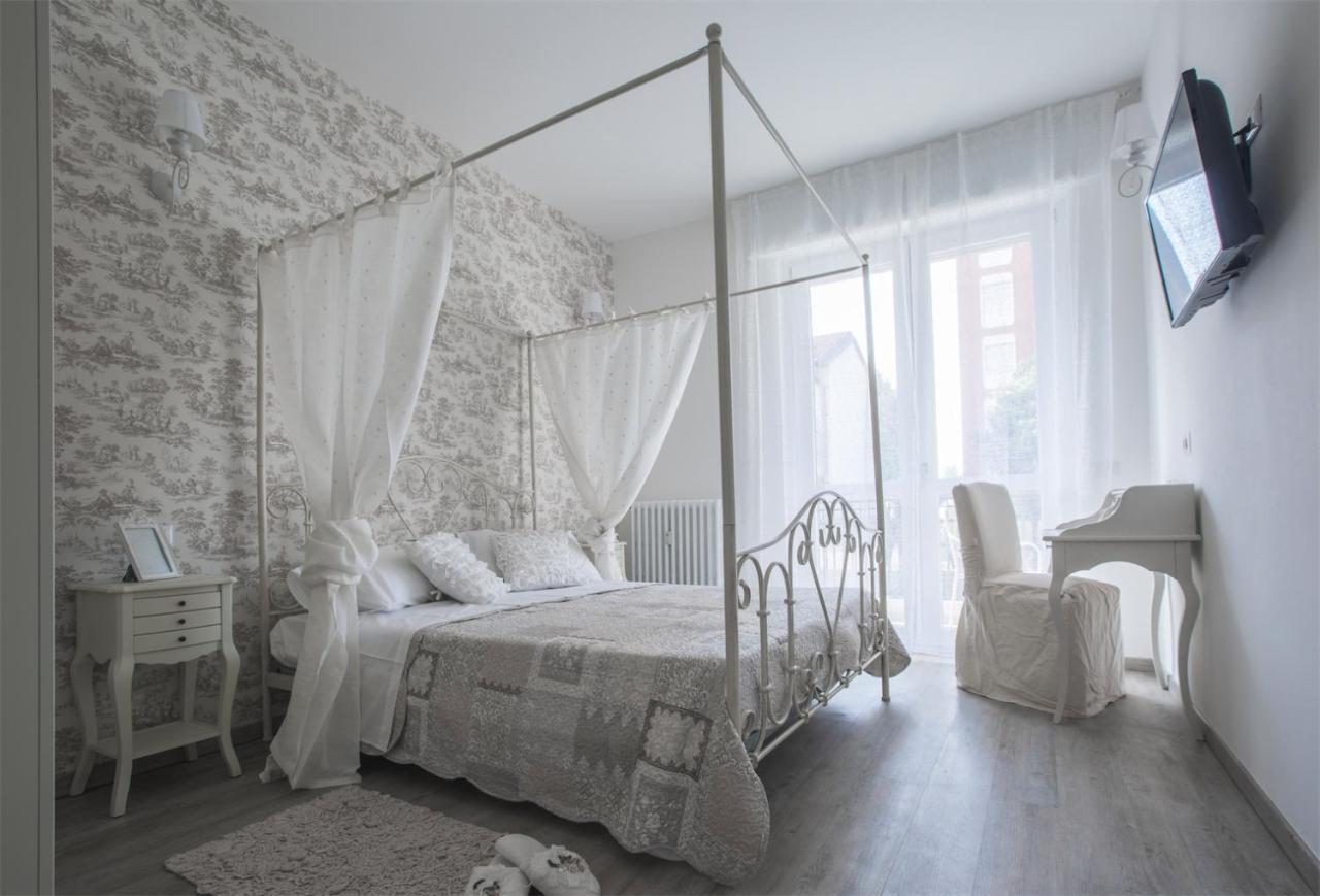 Lilly Chic Monza Bed and Breakfast Εξωτερικό φωτογραφία